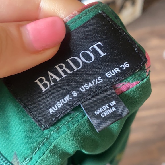 Bardot RAH RAH SKIRT IN GRPHC FLRL - Picture 6 of 10